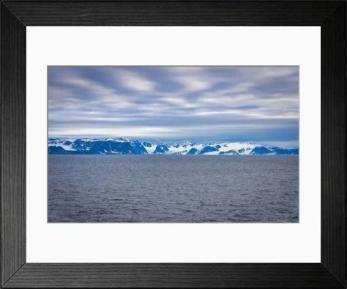 Framed Print : cruising at Smeerenburg on Spitsbergen, Norway Framed Print : cruising at Smeerenburg on Spitsbergen, Norway