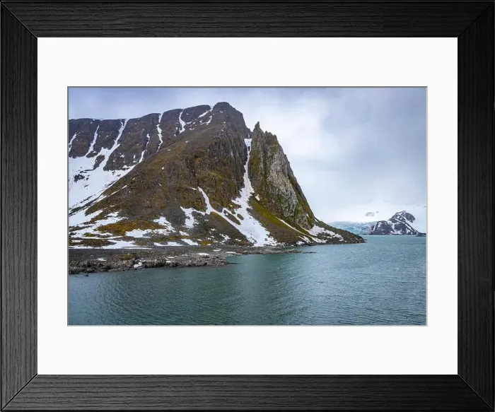 Framed Print : Cruising in the Hamiltonbukta on Spitsbergen and driving along glacier und bird watching Framed Print : Cruising in the Hamiltonbukta on Spitsbergen and driving along glacier und bird watching