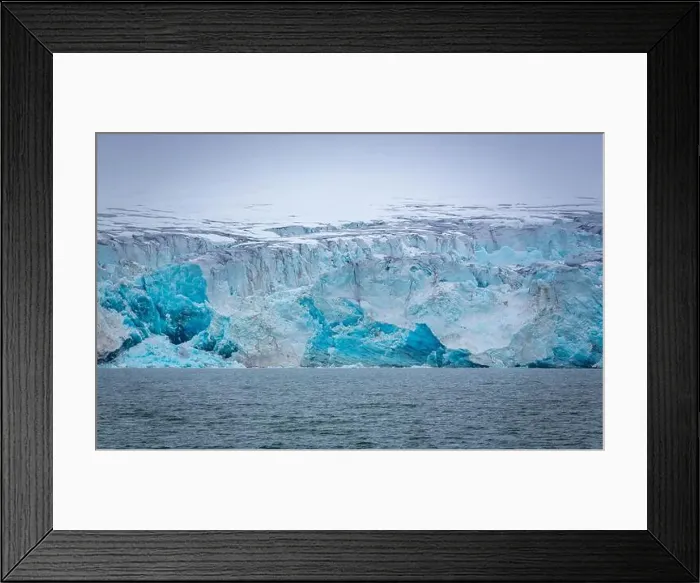 Framed Print : cruising at Smeerenburg on Spitsbergen, Norway Framed Print : cruising at Smeerenburg on Spitsbergen, Norway