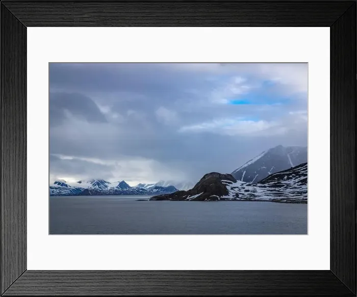 Framed Print : Cruising in the Hamiltonbukta on Spitsbergen and driving along glacier und bird watching Framed Print : Cruising in the Hamiltonbukta on Spitsbergen and driving along glacier und bird watching