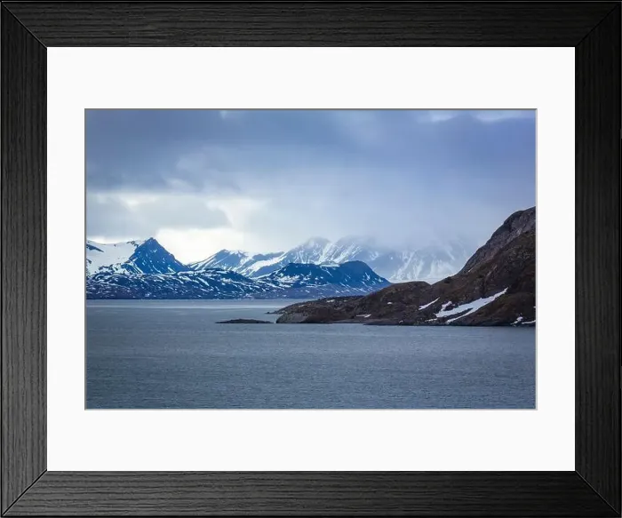 Framed Print : Cruising in the Hamiltonbukta on Spitsbergen and driving along glacier und bird watching Framed Print : Cruising in the Hamiltonbukta on Spitsbergen and driving along glacier und bird watching
