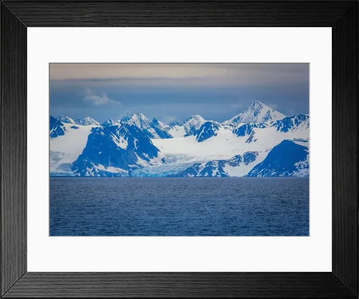 Framed Print : cruising at Smeerenburg on Spitsbergen, Norway Framed Print : cruising at Smeerenburg on Spitsbergen, Norway