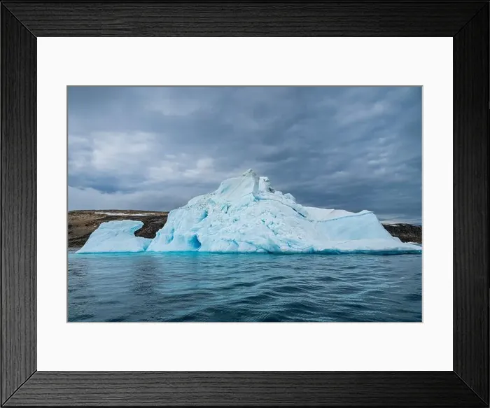 Framed Print : Iceberg on Belcher island, Devon island, Nunavut, Canadian Arctic, Canada, North America Framed Print : Iceberg on Belcher island, Devon island, Nunavut, Canadian Arctic, Canada, North America