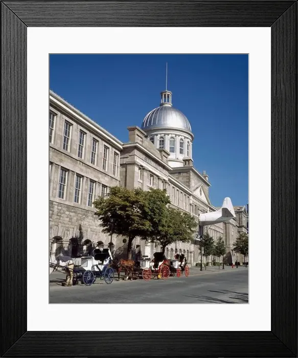 Framed Print : Bonsecours Market and horse-drawn carriage rides parked on Rue De la Commune street in summer Framed Print : Bonsecours Market and horse-drawn carriage rides parked on Rue De la Commune street in summer