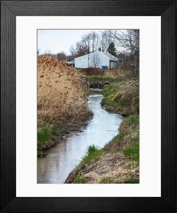 Framed Print : Aqueduct on QC 132 in Baie-du-Febvre, Quebec, Canada Framed Print : Aqueduct on QC 132 in Baie-du-Febvre, Quebec, Canada