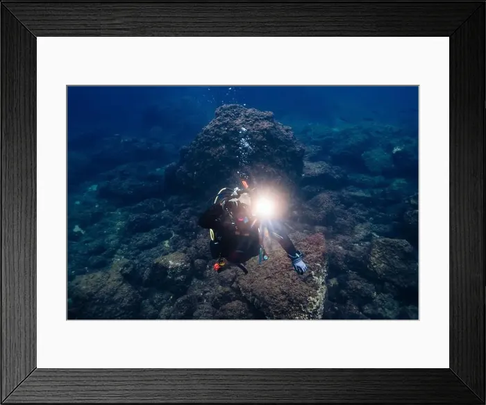 Framed Print : Unrecognizable male scuba diver Framed Print : Unrecognizable male scuba diver