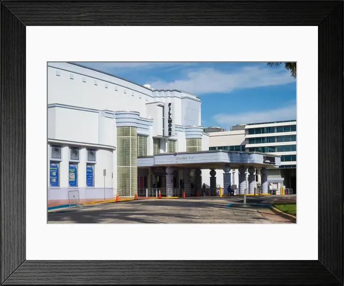 Framed Print : Miami Beach, North Shore Open Space Park, Lummus Park to South Pointe Park, Miami, FL, USA Framed Print : Miami Beach, North Shore Open Space Park, Lummus Park to South Pointe Park, Miami, FL, USA