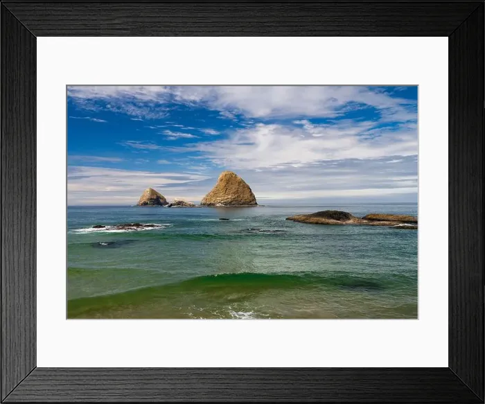 Framed Print : Seal Rock and Three Arch Rocks view from Tunnel Beach at Oceanside, Oregon, USA Framed Print : Seal Rock and Three Arch Rocks view from Tunnel Beach at Oceanside, Oregon, USA