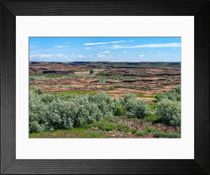 Framed Print : Landscape of the Drumheller Channels Natural Landmark near Othello in Washington, USA Framed Print : Landscape of the Drumheller Channels Natural Landmark near Othello in Washington, USA