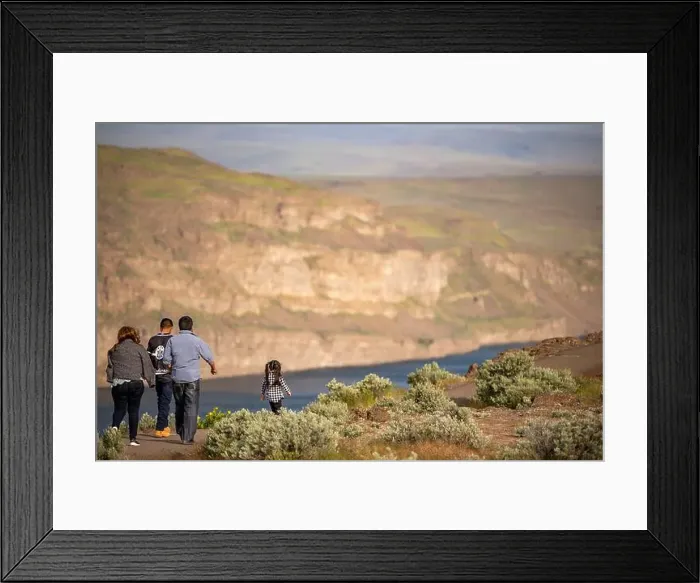 Framed Print : Vantage Washington road side stop for beautiful pictures Framed Print : Vantage Washington road side stop for beautiful pictures
