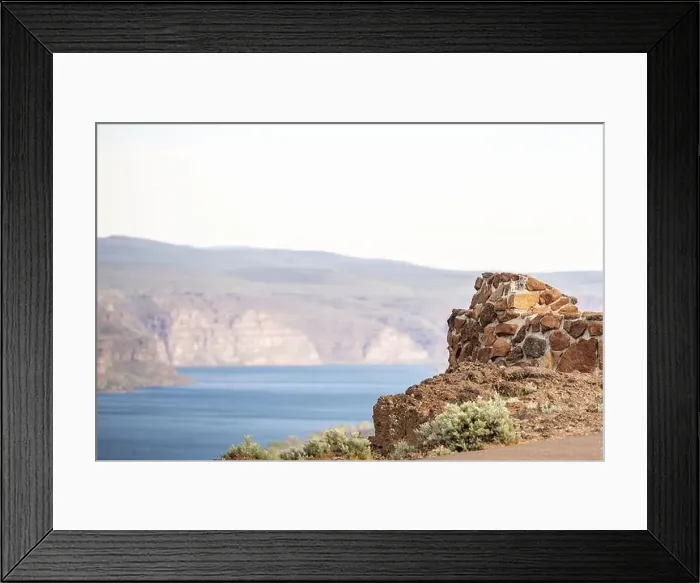 Framed Print : Vantage Washington road side stop for beautiful pictures