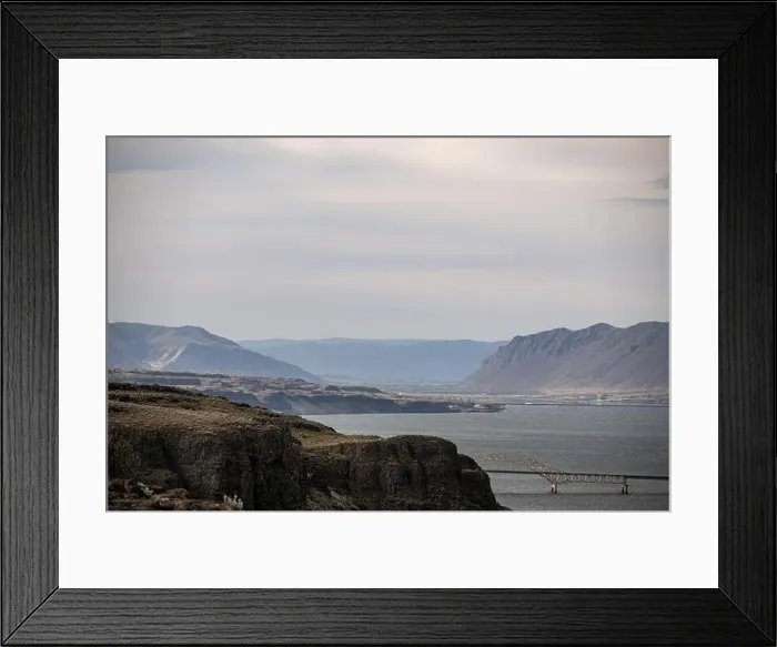 Framed Print : Vantage Washington road side stop for beautiful pictures Framed Print : Vantage Washington road side stop for beautiful pictures