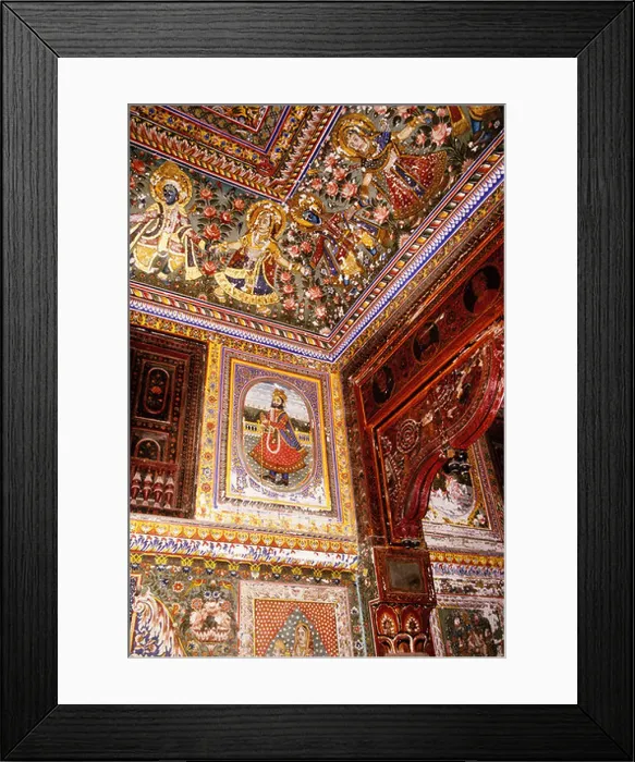 Framed Print : Mandawa haveli (mansion), interior frescoes of faded glory of the Raj, Shekhawati region of Rajasthan
