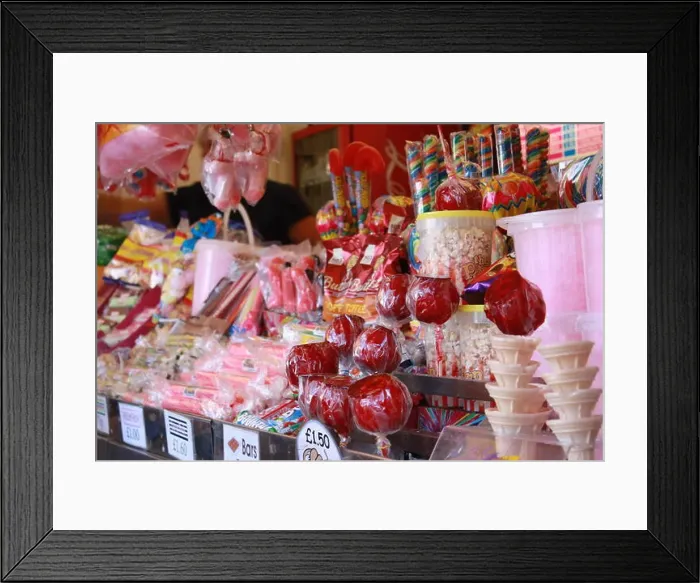 Framed Print : Sweet funfair food Framed Print : Sweet funfair food