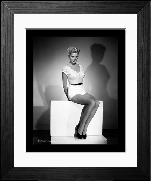 Framed Print : A portrait of Beverly Michaels Framed Print : A portrait of Beverly Michaels