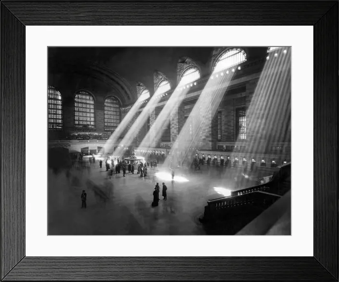 Framed Print : New York, New York: c. 1940's. An interior shot of the Grand Central Railroad Station Framed Print : New York, New York: c. 1940's. An interior shot of the Grand Central Railroad Station