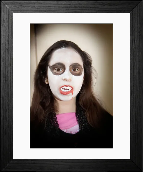Framed Print : Vampire girl