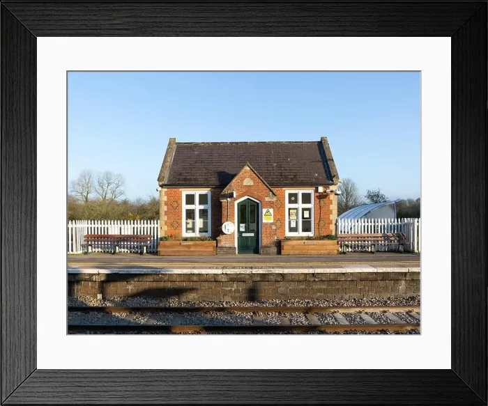 Framed Print : Small waiting room building dated 1984 on platform of rural railway station, Pewsey, Wiltshire, England, UK Framed Print : Small waiting room building dated 1984 on platform of rural railway station, Pewsey, Wiltshire, England, UK