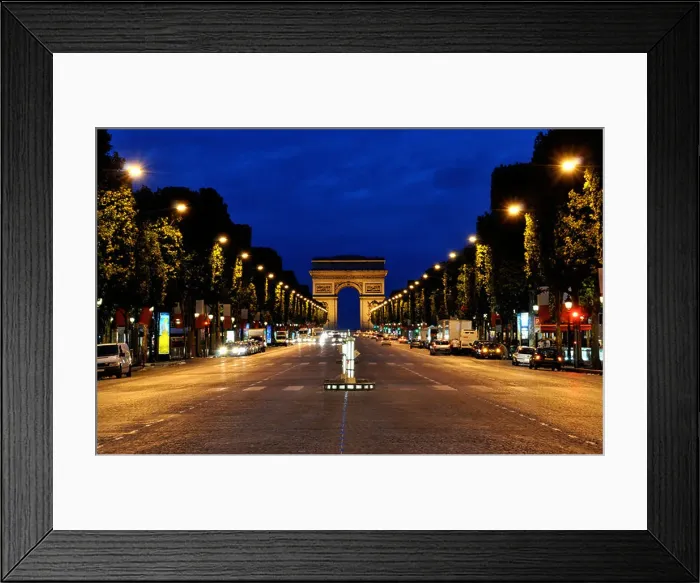 Framed Print : The Champs-Elysées and the Arc de Triomphe in Paris during the night Framed Print : The Champs-Elysées and the Arc de Triomphe in Paris during the night
