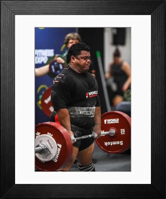 Framed Print : AI Carlito Temaki of Nauru is seen lifting 235kg deadlift at the Asia Pacific Powerlifting Championships 2025