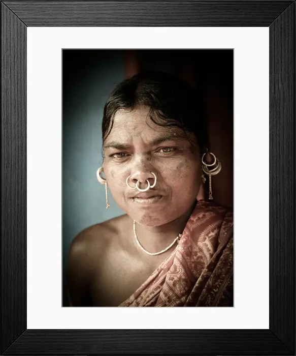 Framed Print : Portrait of a Baroja tribeswoman at the remote village of Janiguba near Jeypore in Orissa, Eastern India Framed Print : Portrait of a Baroja tribeswoman at the remote village of Janiguba near Jeypore in Orissa, Eastern India