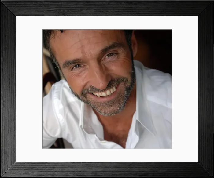 Framed Print : Marti Pellow Photographs by Alan Peebles Framed Print : Marti Pellow Photographs by Alan Peebles