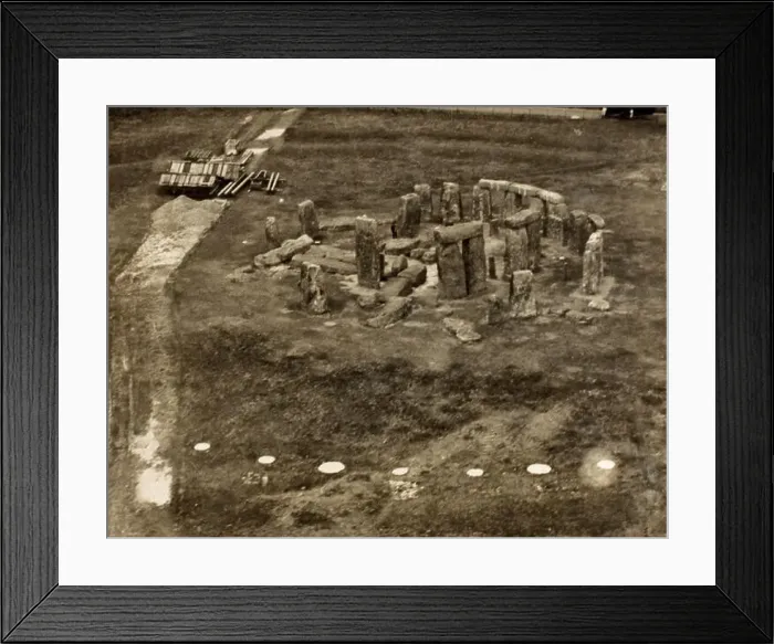 Framed Print : Aerial view of Stonehenge - Salisbury Plain, circa 1920s Framed Print : Aerial view of Stonehenge - Salisbury Plain, circa 1920s