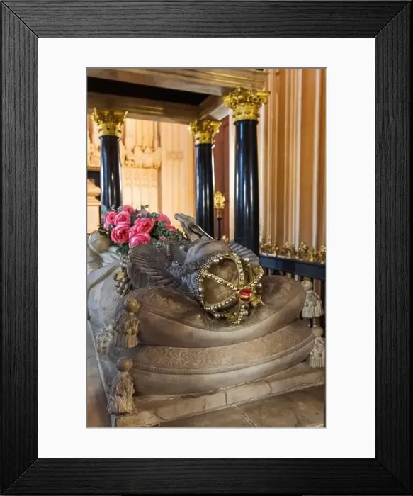 Framed Print : England, London, Westminster Abbey, Tomb of Queen Elizabeth I Framed Print : England, London, Westminster Abbey, Tomb of Queen Elizabeth I
