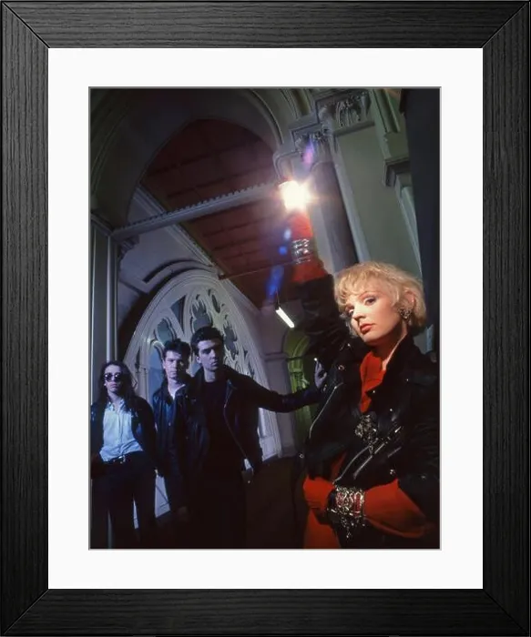 Framed Print : Indie rock band The Primitives photographed at the St Pancras Hotel, London in 1988 Framed Print : Indie rock band The Primitives photographed at the St Pancras Hotel, London in 1988