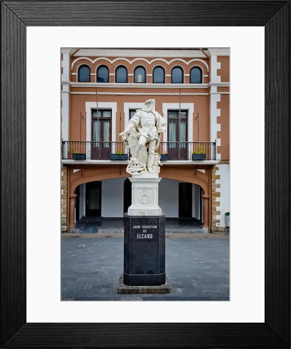 Framed Print : Juan Sebastian Elcano monument