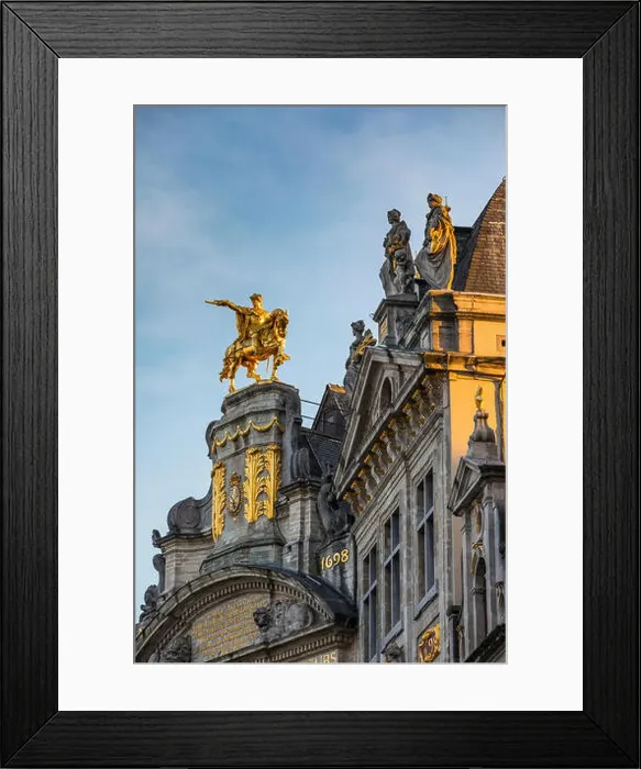 Framed Print : Brussels Grand Place facade, Statue of Charles de Lorraine on the house L'Arbre D'Or Framed Print : Brussels Grand Place facade, Statue of Charles de Lorraine on the house L'Arbre D'Or