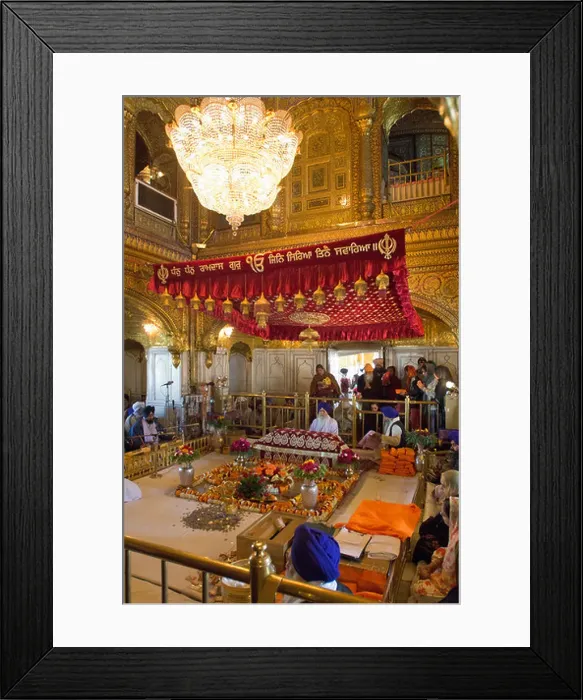 Framed Print : Reading the Granth Sahib inside the Hari Mandir (Divine Temple), Golden Temple of Amritsar, Punjab, India Framed Print : Reading the Granth Sahib inside the Hari Mandir (Divine Temple), Golden Temple of Amritsar, Punjab, India