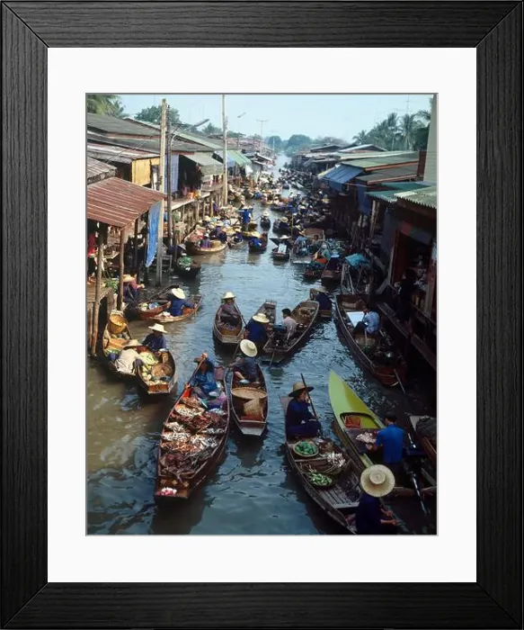 Framed Print : Thailand. Bangkok. Damnoen Saduak Floating Market Framed Print : Thailand. Bangkok. Damnoen Saduak Floating Market