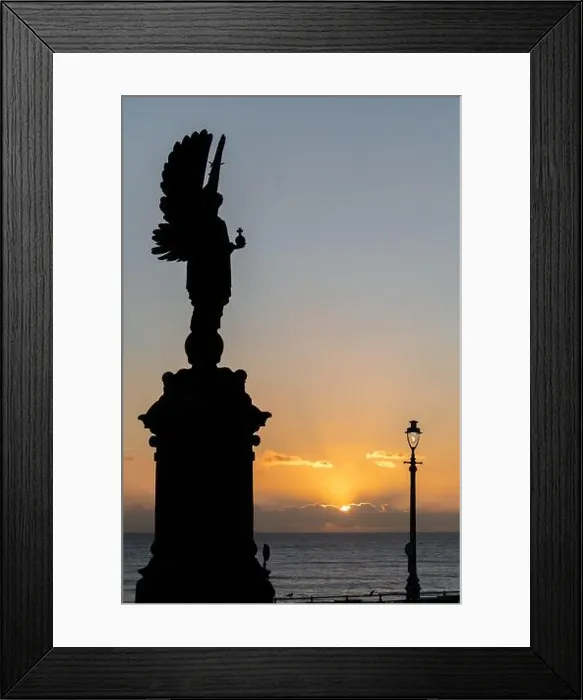 Framed Print : The Peace Statue, on the Brighton / Hove border Seafront, East Sussex, UK Framed Print : The Peace Statue, on the Brighton / Hove border Seafront, East Sussex, UK