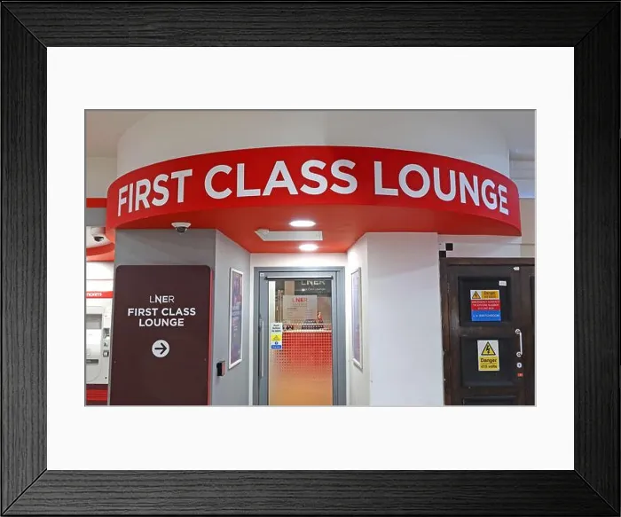Framed Print : LNER First Class Lounge for rail travelers with 1st class tickets Framed Print : LNER First Class Lounge for rail travelers with 1st class tickets