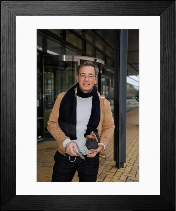 Framed Print : Jan Sosniok 4.2.2022