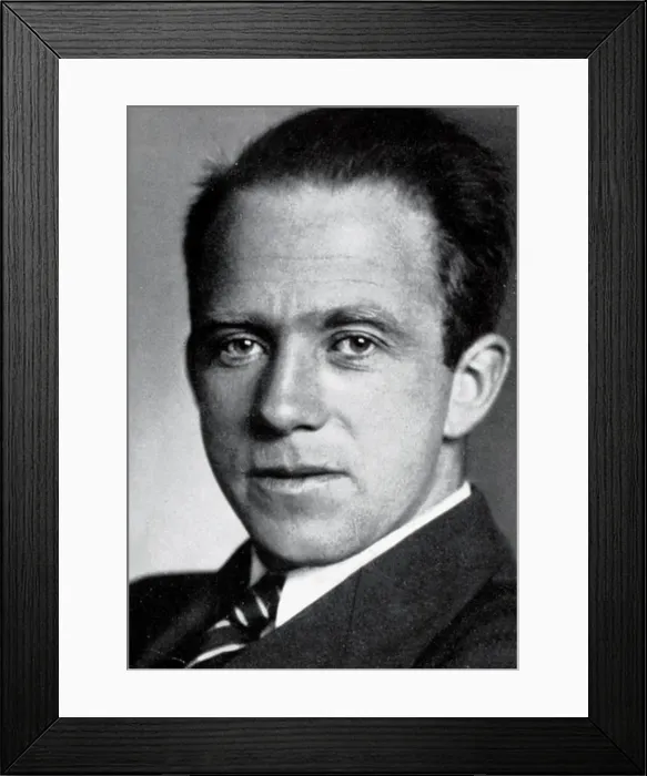 Framed Print : Heisenberg, Werner Karl, 5.12.1901 - 1.2.1976, German scientist (physicist), portrait, circa 1930s / 1940s Framed Print : Heisenberg, Werner Karl, 5.12.1901 - 1.2.1976, German scientist (physicist), portrait, circa 1930s / 1940s