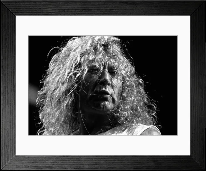 Framed Print : Robert Plant live at Glastonbury 1993 Framed Print : Robert Plant live at Glastonbury 1993