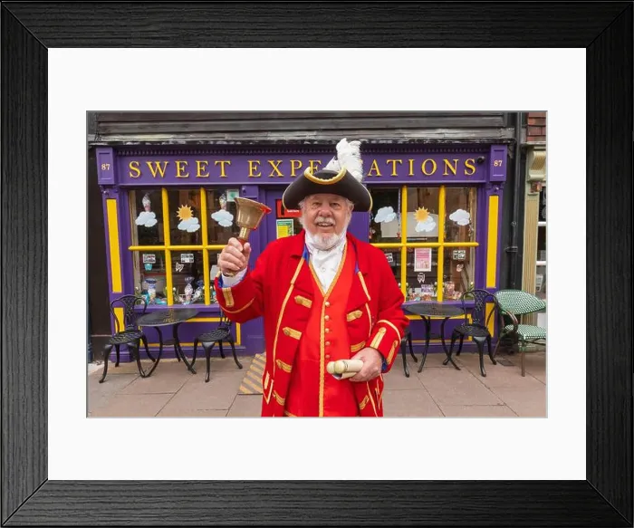 Framed Print : England, Kent, Rochester, Mike Billingham Town Crier for the Medway Towns Framed Print : England, Kent, Rochester, Mike Billingham Town Crier for the Medway Towns
