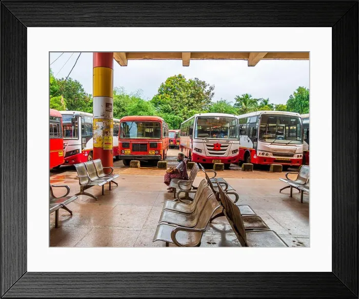 Framed Print : MUMBAI, INDIA - November 17 Framed Print : MUMBAI, INDIA - November 17