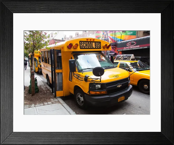 Framed Print : Yellow School bus, Manhattan, New York City, United States of America Framed Print : Yellow School bus, Manhattan, New York City, United States of America