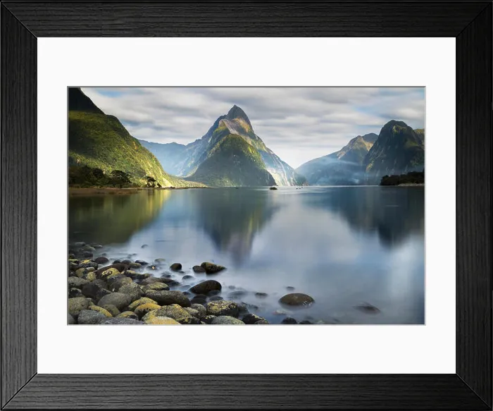 Framed Print : New Zealand, South Island, Fjordland National Park, Milford Sound Framed Print : New Zealand, South Island, Fjordland National Park, Milford Sound