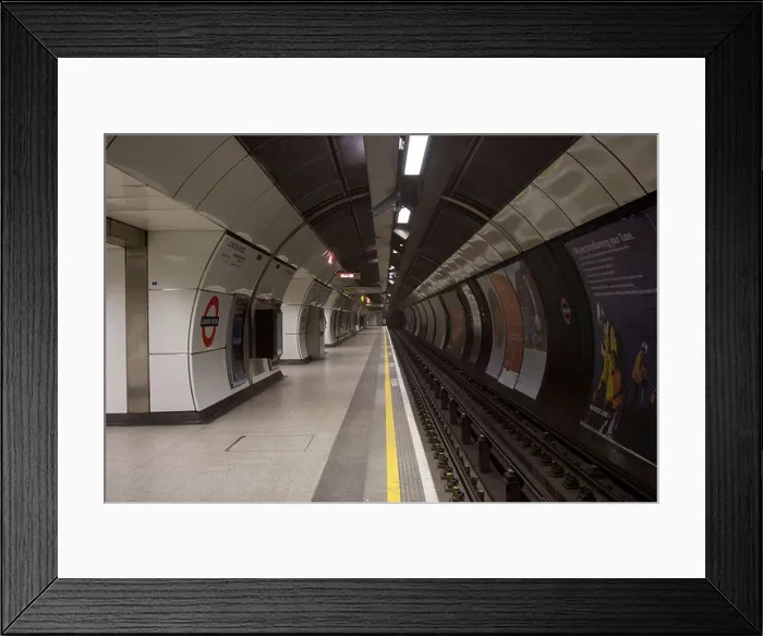 Framed Print : London Bridge Underground Station Northern Line London Framed Print : London Bridge Underground Station Northern Line London