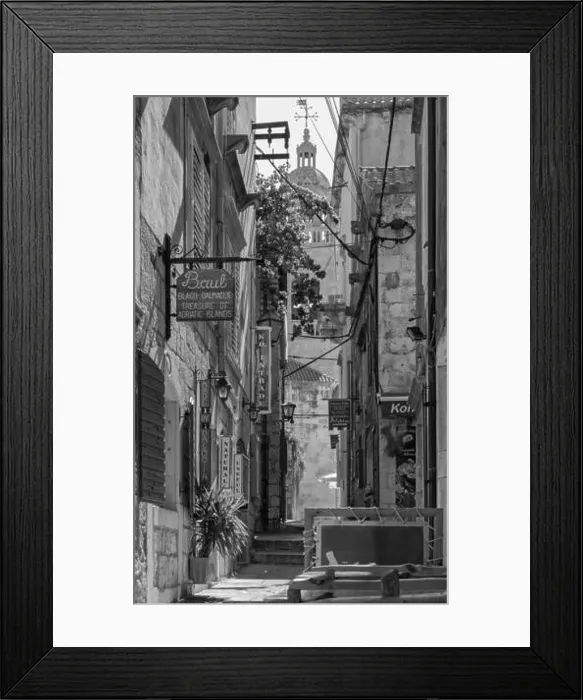 Framed Print : KORCULA, CROATIA - SEPTEMBER 5, 2018: The one ailse of the old town Framed Print : KORCULA, CROATIA - SEPTEMBER 5, 2018: The one ailse of the old town
