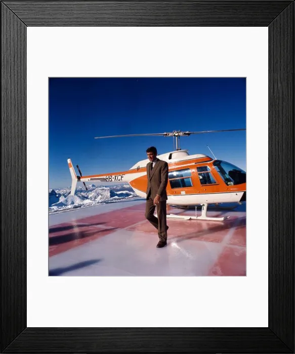 Framed Print : Dreharbeiten zum Bond-Film 'On her Majestys service' auf dem Schilhorn 1968