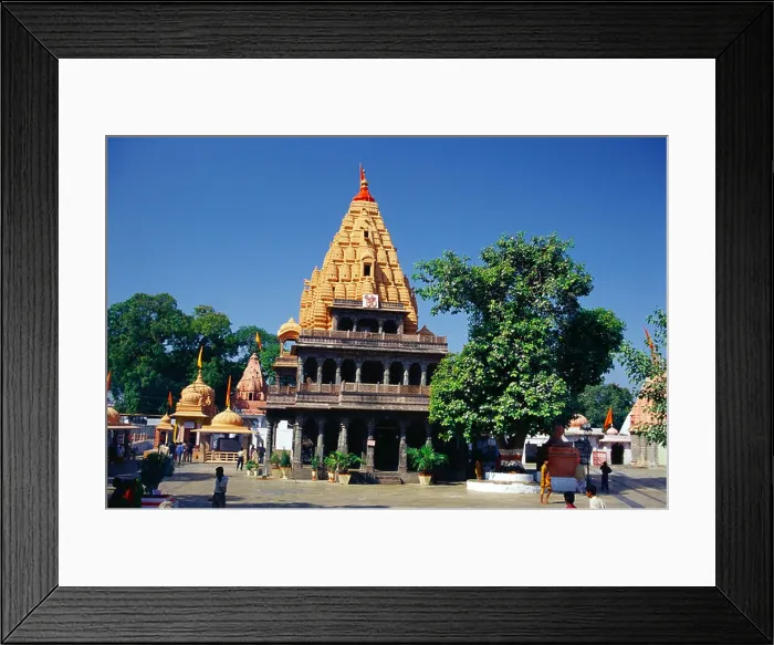 Framed Print : Mahakaleshwar Shiva Mandir, Mahakaleshwar Jyotirlinga, Hindu temple, Ujjain, Madhya Pradesh, India, Asia Framed Print : Mahakaleshwar Shiva Mandir, Mahakaleshwar Jyotirlinga, Hindu temple, Ujjain, Madhya Pradesh, India, Asia