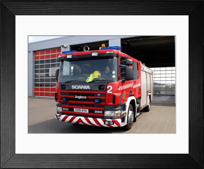 Framed Print : Scania 940d Angloco Airport Fire Engine Framed Print : Scania 940d Angloco Airport Fire Engine