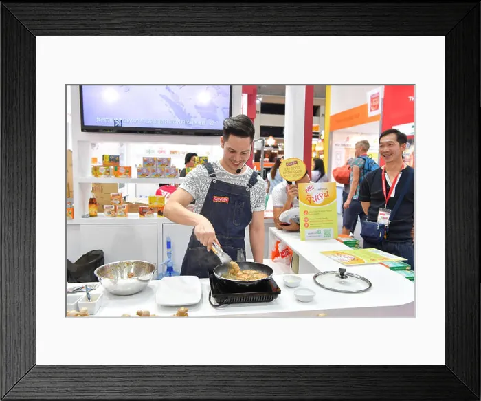 Framed Print : NONTHABURI - JUNE 04 Framed Print : NONTHABURI - JUNE 04