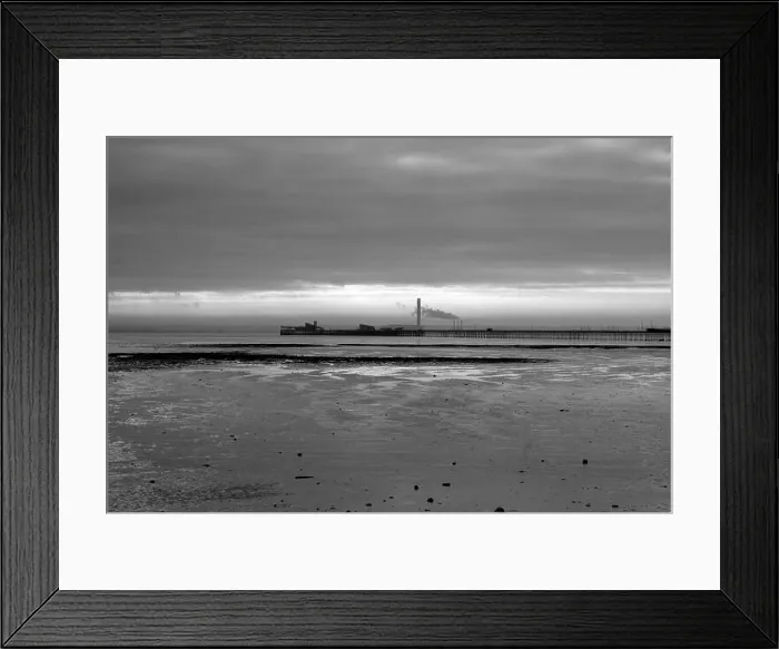 Framed Print : Black and white image of Southend Pier, Southend-on-Sea, Essex, England Framed Print : Black and white image of Southend Pier, Southend-on-Sea, Essex, England