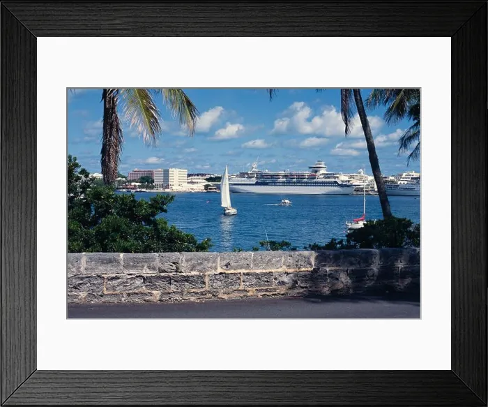 Framed Print : Hamilton Bermuda from Harbour Rd, Aug 95 Framed Print : Hamilton Bermuda from Harbour Rd, Aug 95